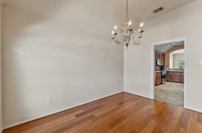 Photo - 21 Palm Desert Dr