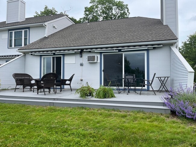 Photo - 22 Northshore Dr