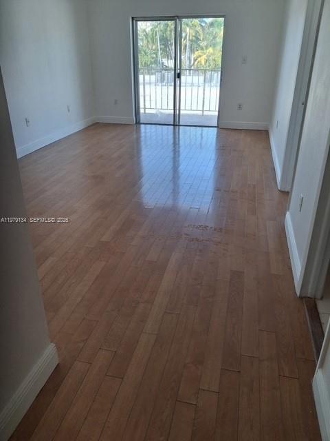 Photo - 1540 Meridian Ave Unit 4J