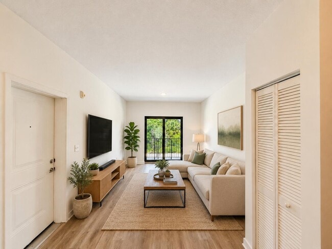 Photo - 4250 Lakewood Rd Unit 204