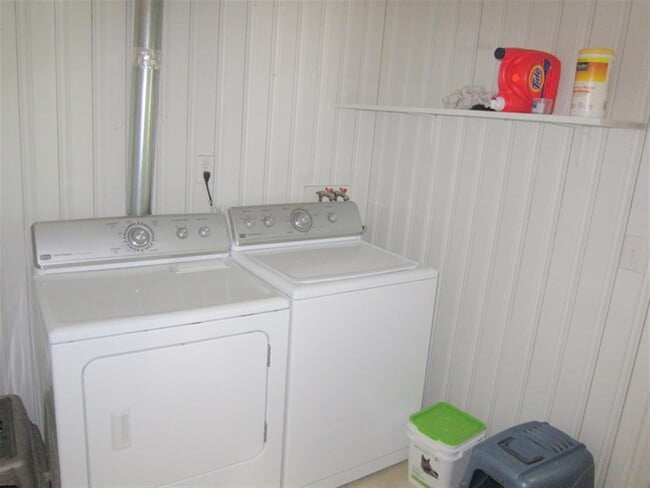 14 Oxford St Unit 2