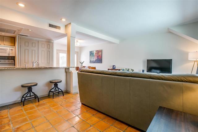 Photo - 2710 Douglas Ave Unit 114