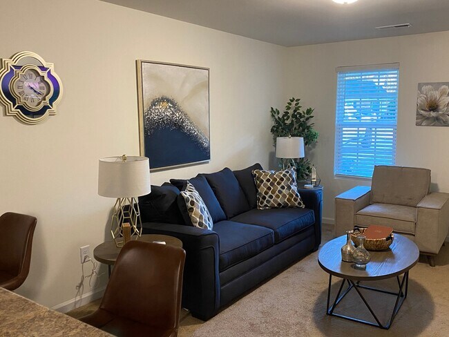 Photo - 1813 Alyssum Pl