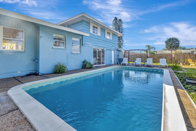 Photo - 3866 Allenwood St