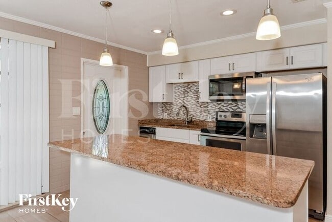 Photo - 4108 15th Ave W