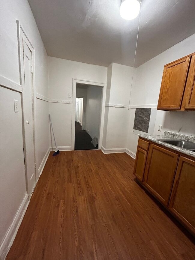 Photo - 209 N Kolmar Ave