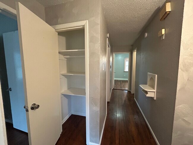 Photo - 4208 Huckleberry Cir