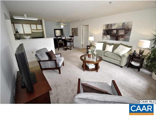 Photo - 200 Lake Club Ct Unit 1