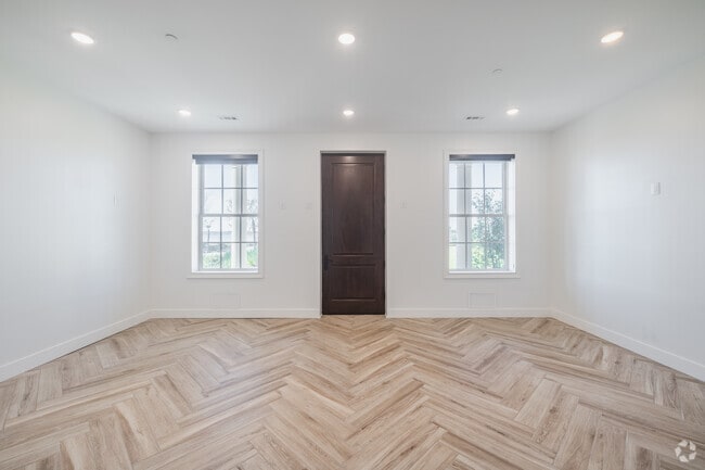 3BR, 2.5BA - Townhome - 3,488SF - Flex Space