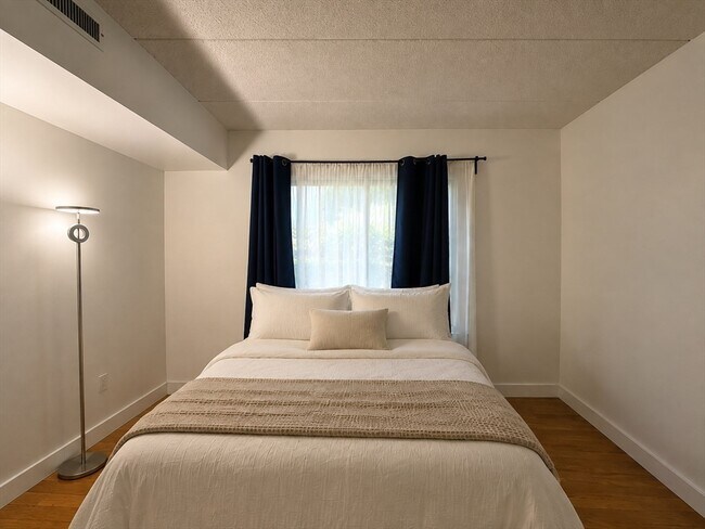 Photo - 170 Gore St Unit 107