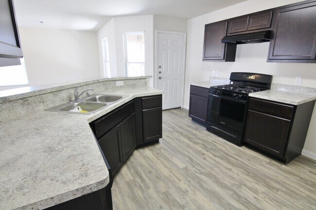 Photo - 13146 Withee Path Ln