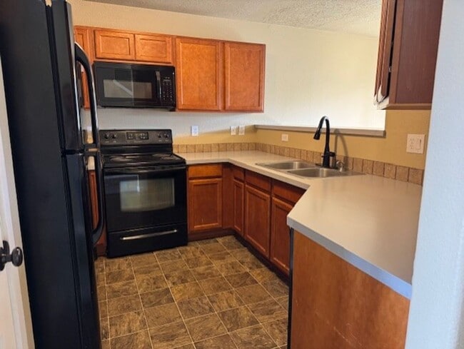 Photo - Duplex SW Redmond