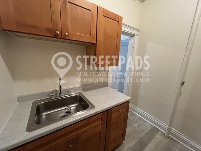 Photo - 1 bedroom in Boston MA 02215