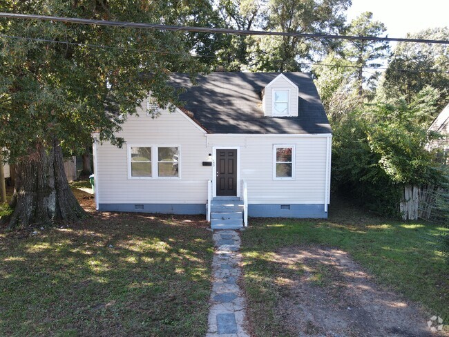 Building Photo - 152 Brandon Rd Rental