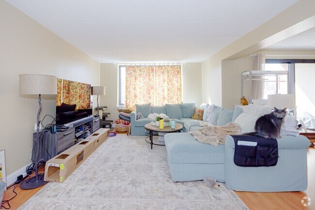 Building Photo - Luxury 2-Bed/2-Bath Condo in Allston | In-...