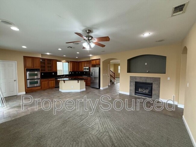 Photo - 17808 Daffodil Hill St