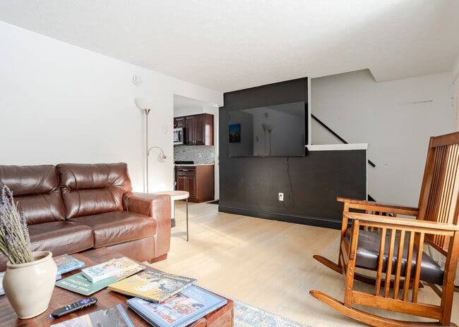 Photo - 49 Berkshire Rd