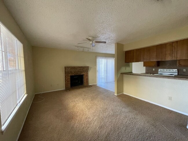 Photo - 1103 Covey Ln Unit Apt D