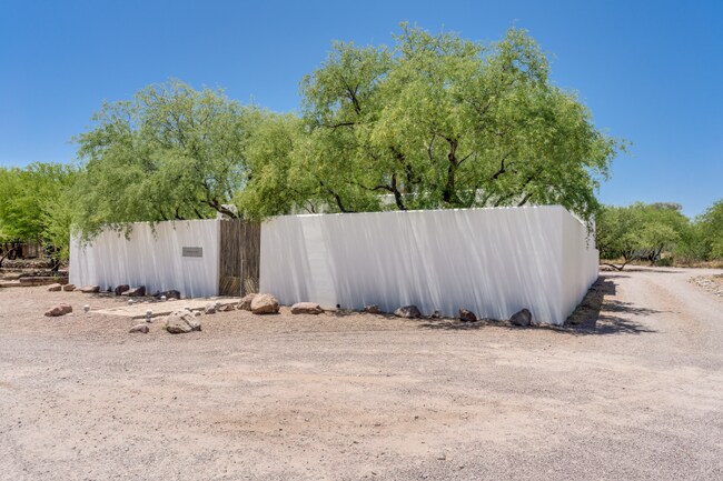 Photo - 14 Placita De Anza