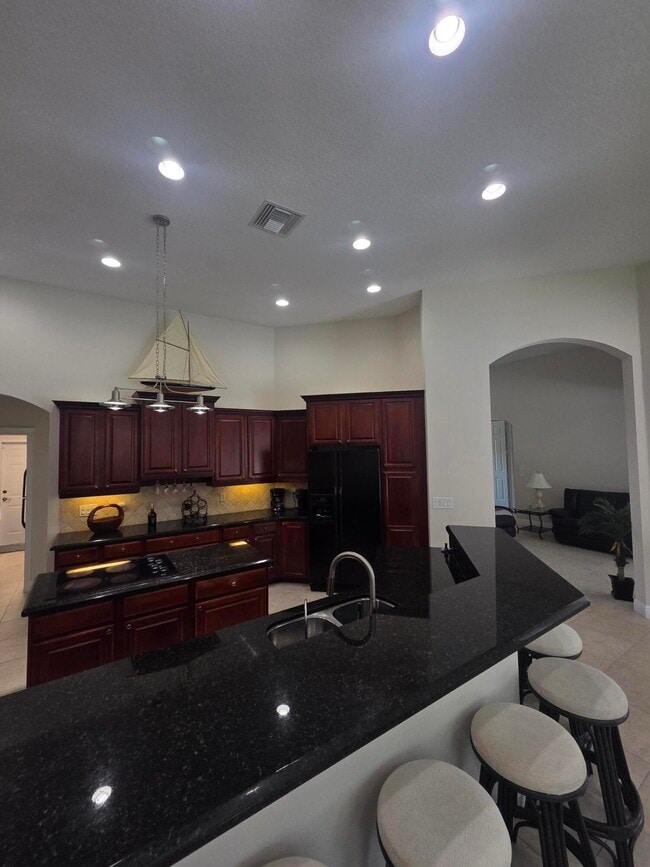 Photo - 18969 SE Kokomo Ln