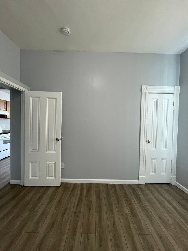 Photo - 00812 Unit T2003B