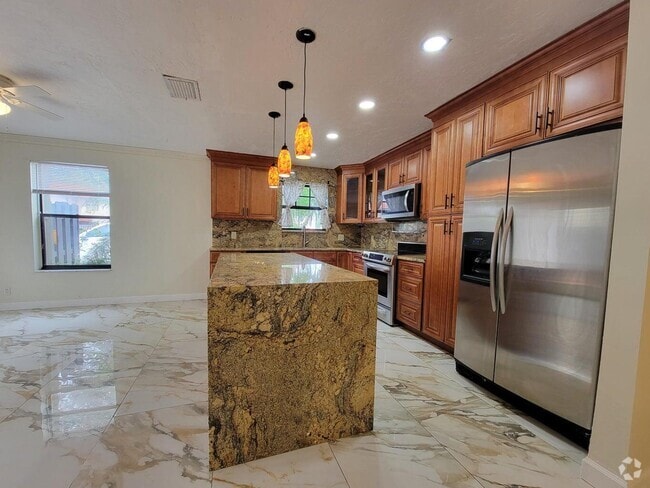 Building Photo - 1436 SW 25th Way Rental