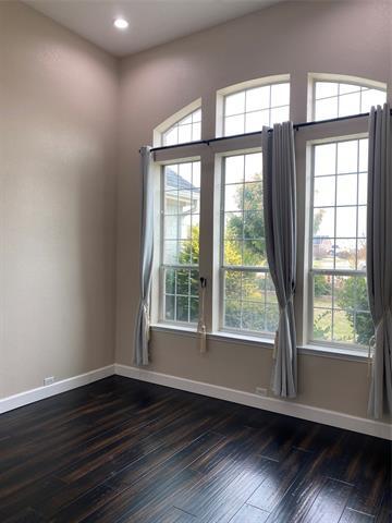 Photo - 2920 Pinehurst Ln