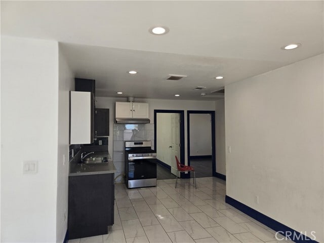 Photo - 16684 Forrest Ave
