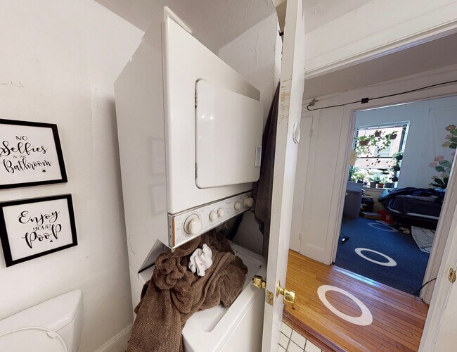 Photo - 858 Huntington Ave