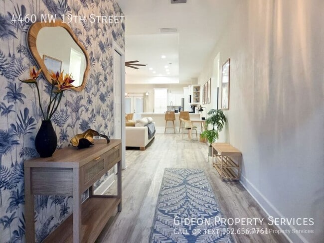 Photo - 4460 NW 19th St