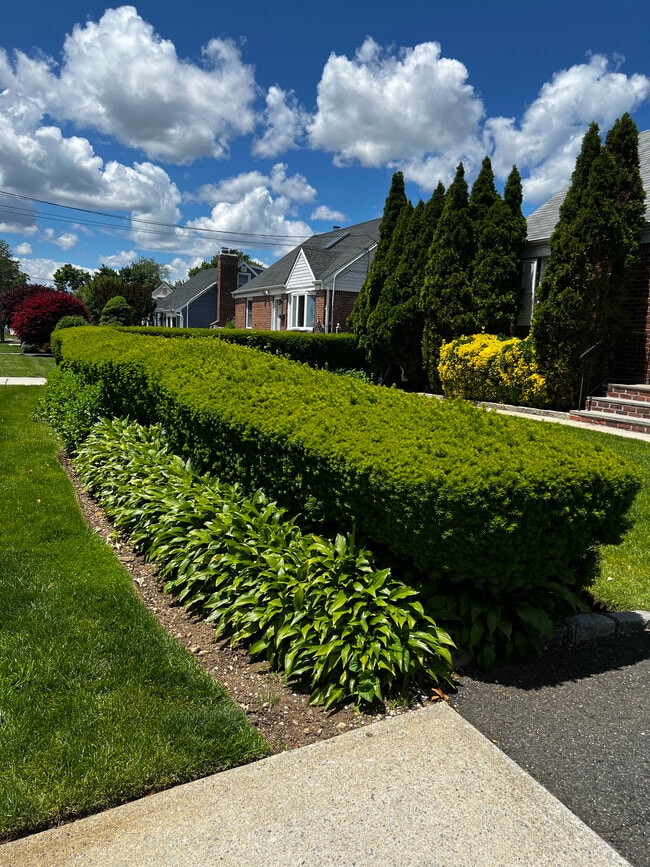 Maintained Neighbor Hood - 2457 4th Ave Unit 2457