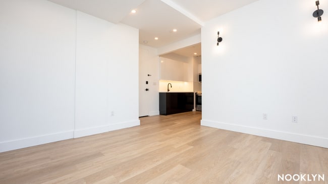 Photo - 1042 President St Unit 8D