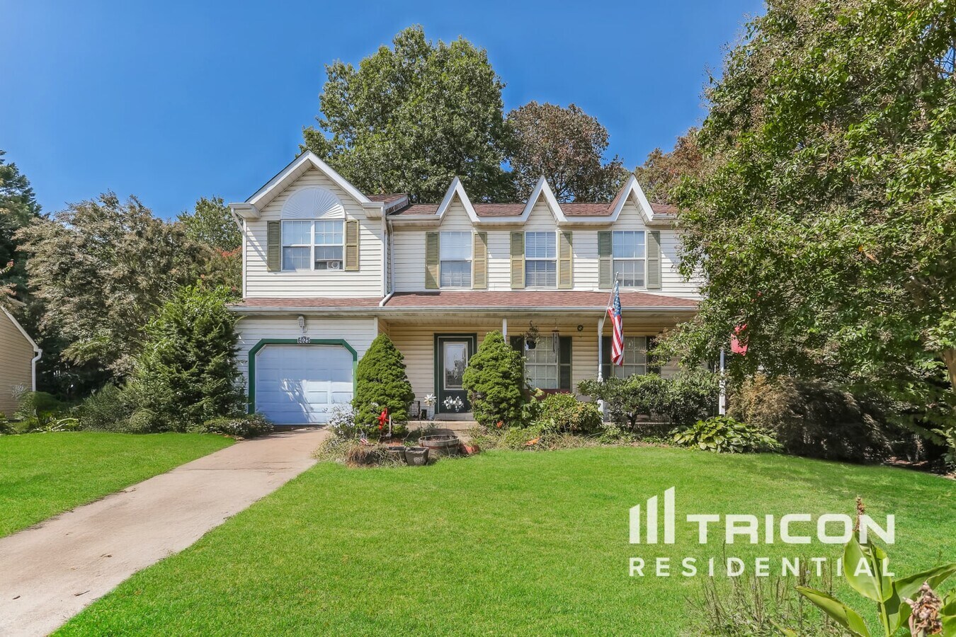 Photo - 6025 Hosta Ct