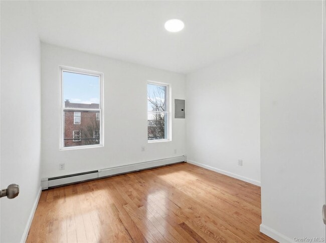 Photo - 2857 Lawton Ave