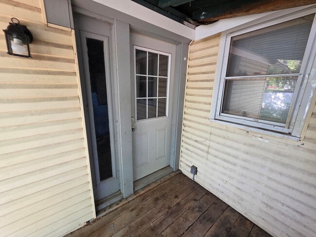 Photo - 108 W Vine St Unidad 2