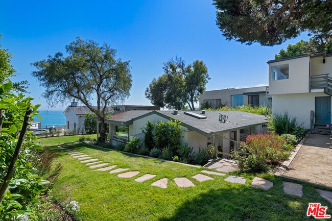 Photo - 31562 Broad Beach Rd