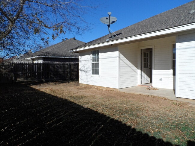 Photo - 1214 Lindsey Ln Unit A