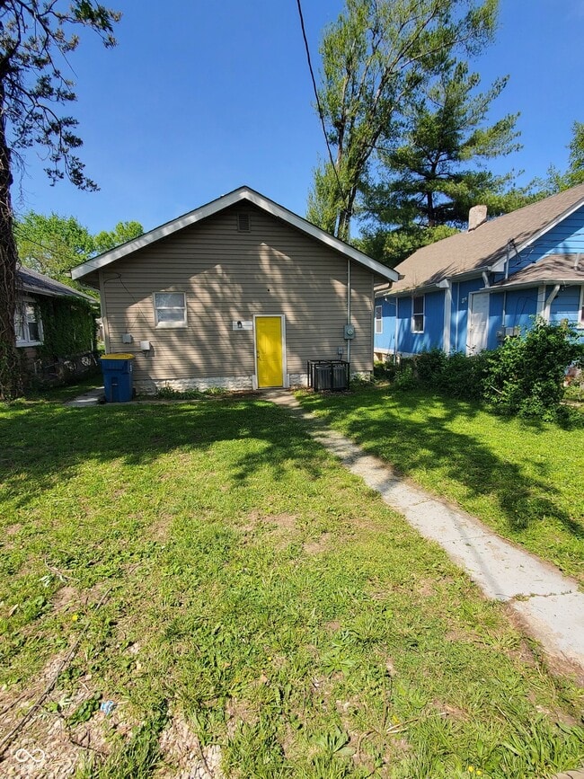 Photo - 1409 N Warman Ave