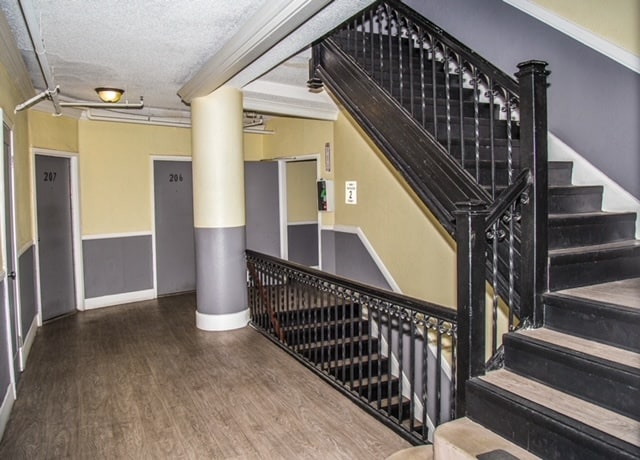 Westchester Place Apartments