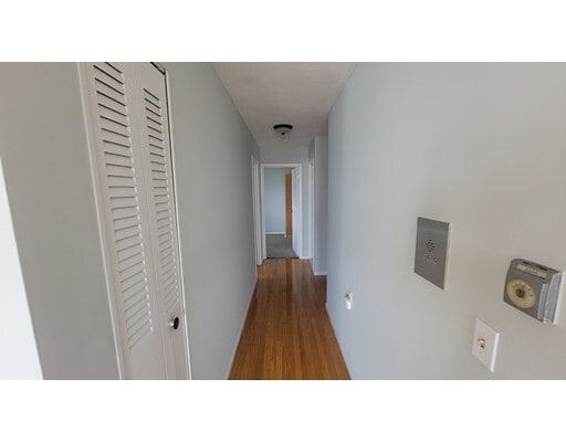 Photo - 1643 Cambridge St Unidad 77