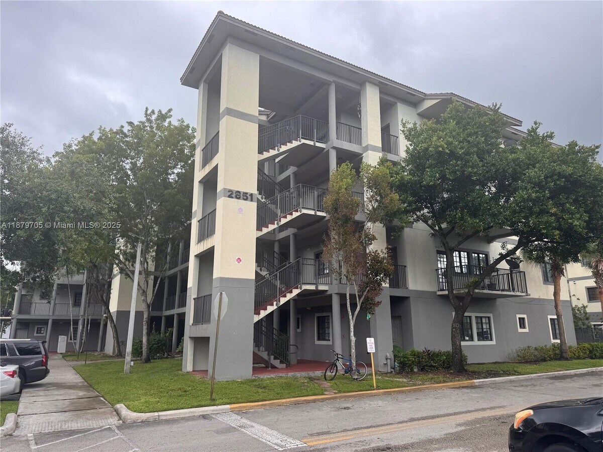 Photo - 2851 Riverside Dr Condo Unit 203-N