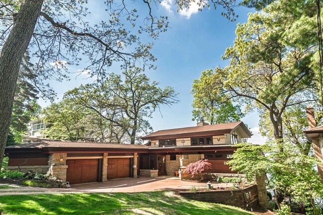 Photo - 5030 Lake Mendota Dr