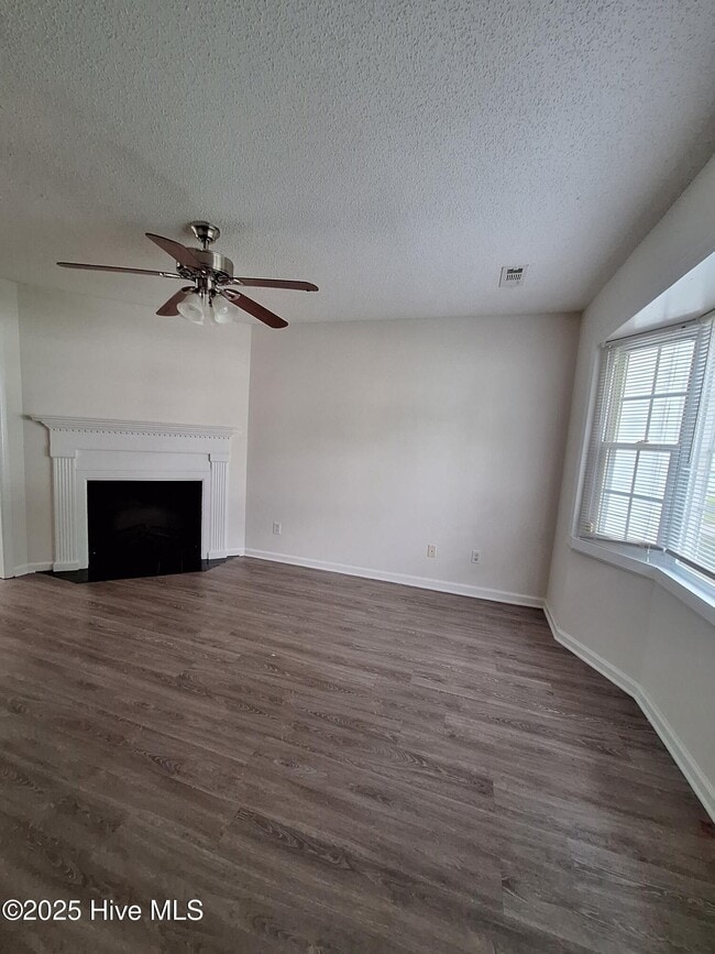 Photo - 3979 Sterling Pointe Dr