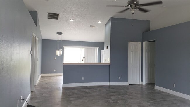 Photo - 5141 Pine Needle Dr