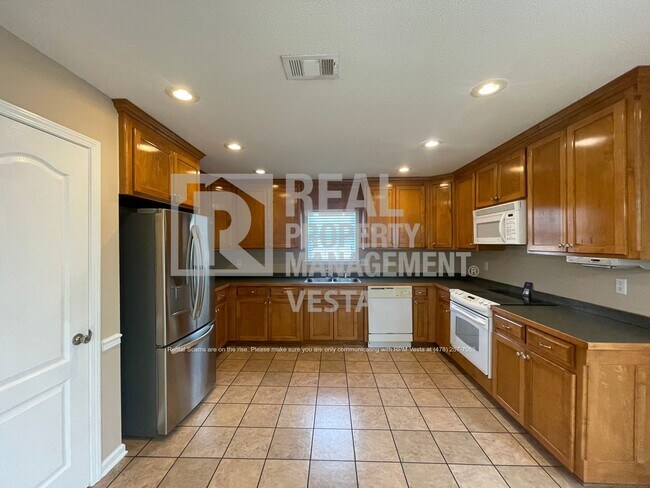 Photo - 316 Wynfield Ln