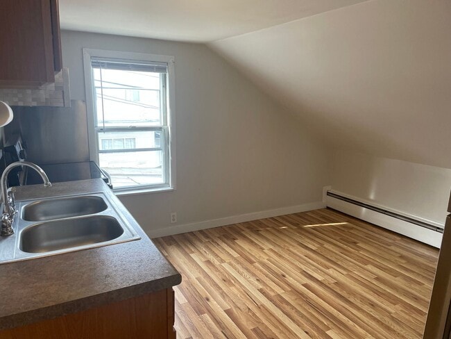 16 Border St Unit 16 Border Street