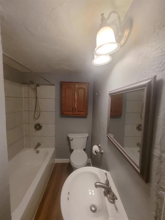 Photo - 1013 Elm Ave Unidad D