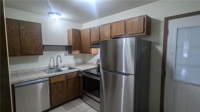 Photo - 687 N Betty Jo Dr