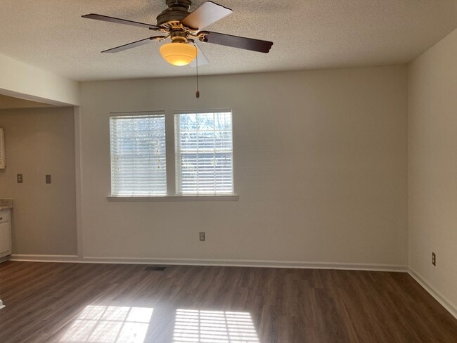 Photo - South Charlotte Townhome for Immediate Mov...