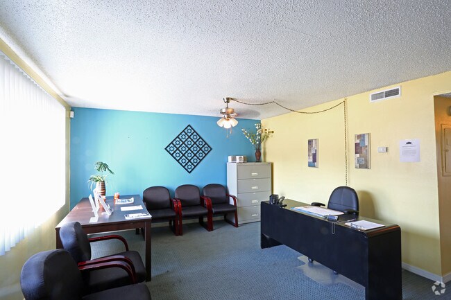 Photo - Puritan Place